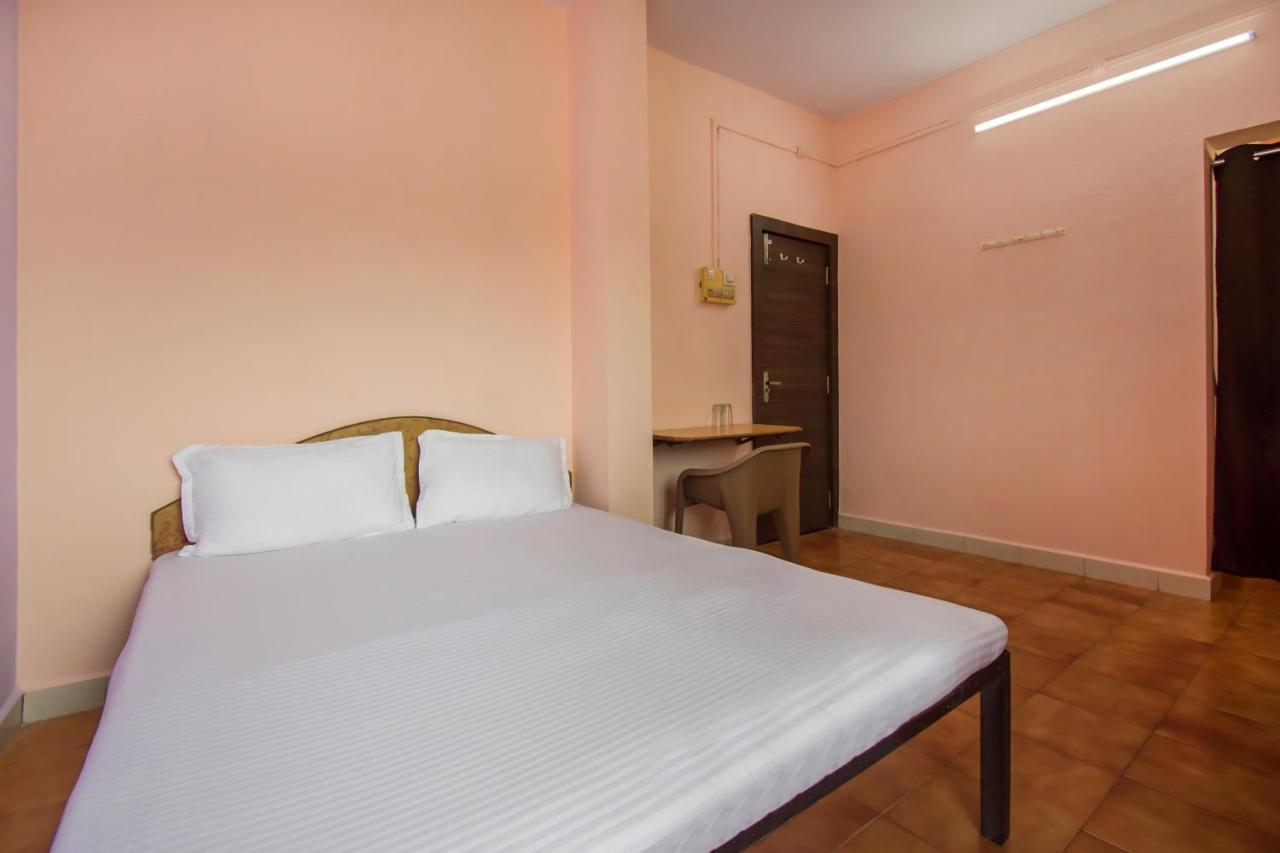 Aasra Lodge Ratnāgiri Esterno foto